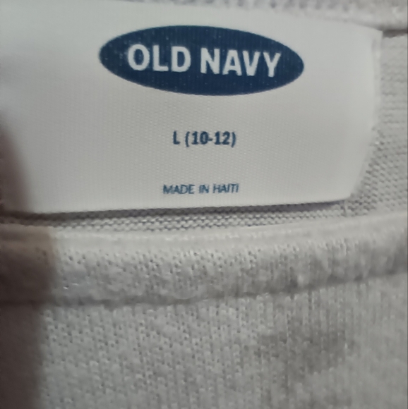 Old Navy White and Gray long sleeve shirt - Picture 3 of 3